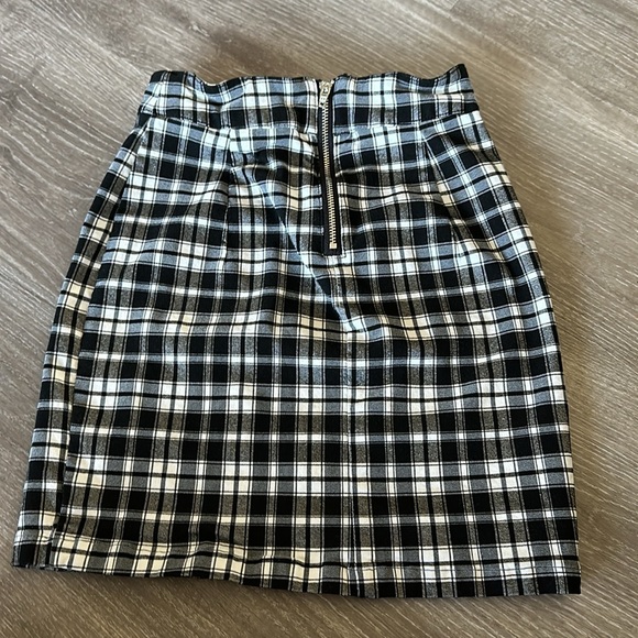 Garage plaid bodycon mini skirt - Picture 2 of 5